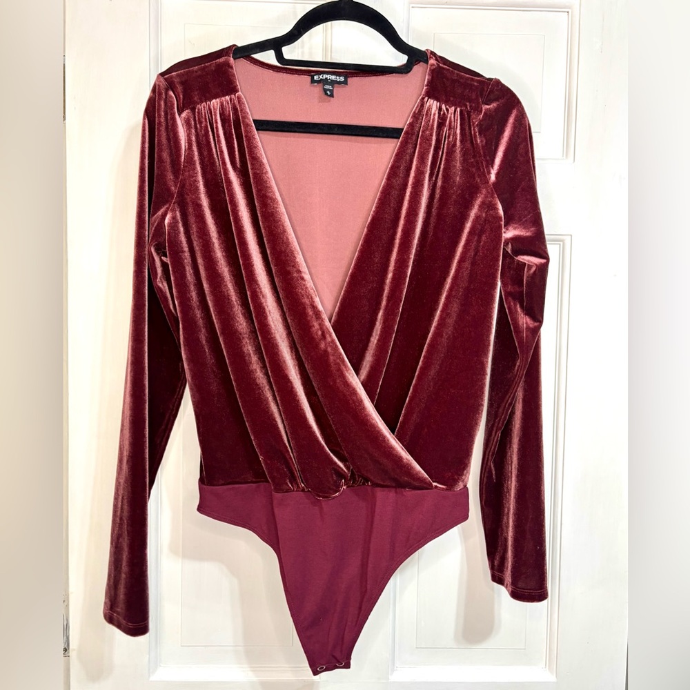 Express Size M Burgundy Velvet Style faux wrap front Bodysuit